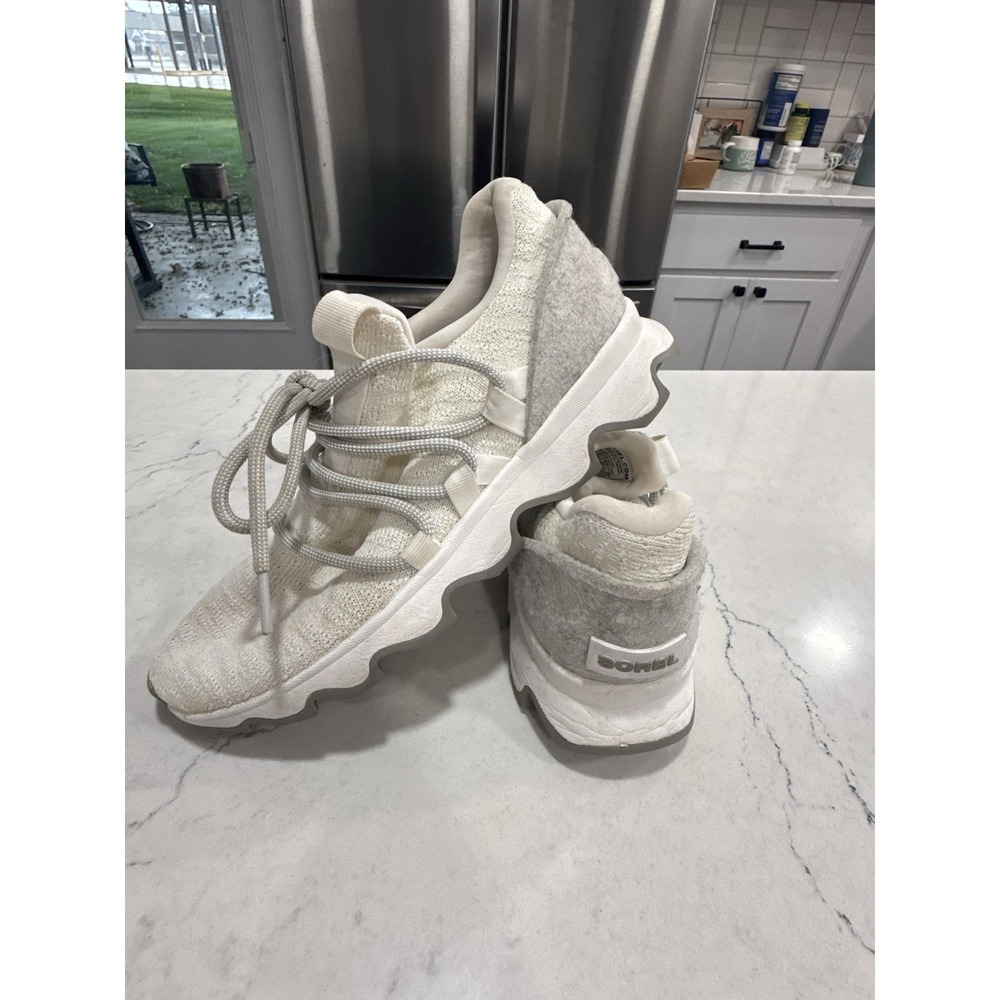 Sorel Kinetic Lace Sneakers White Gray Women's Size 8 NL3227
